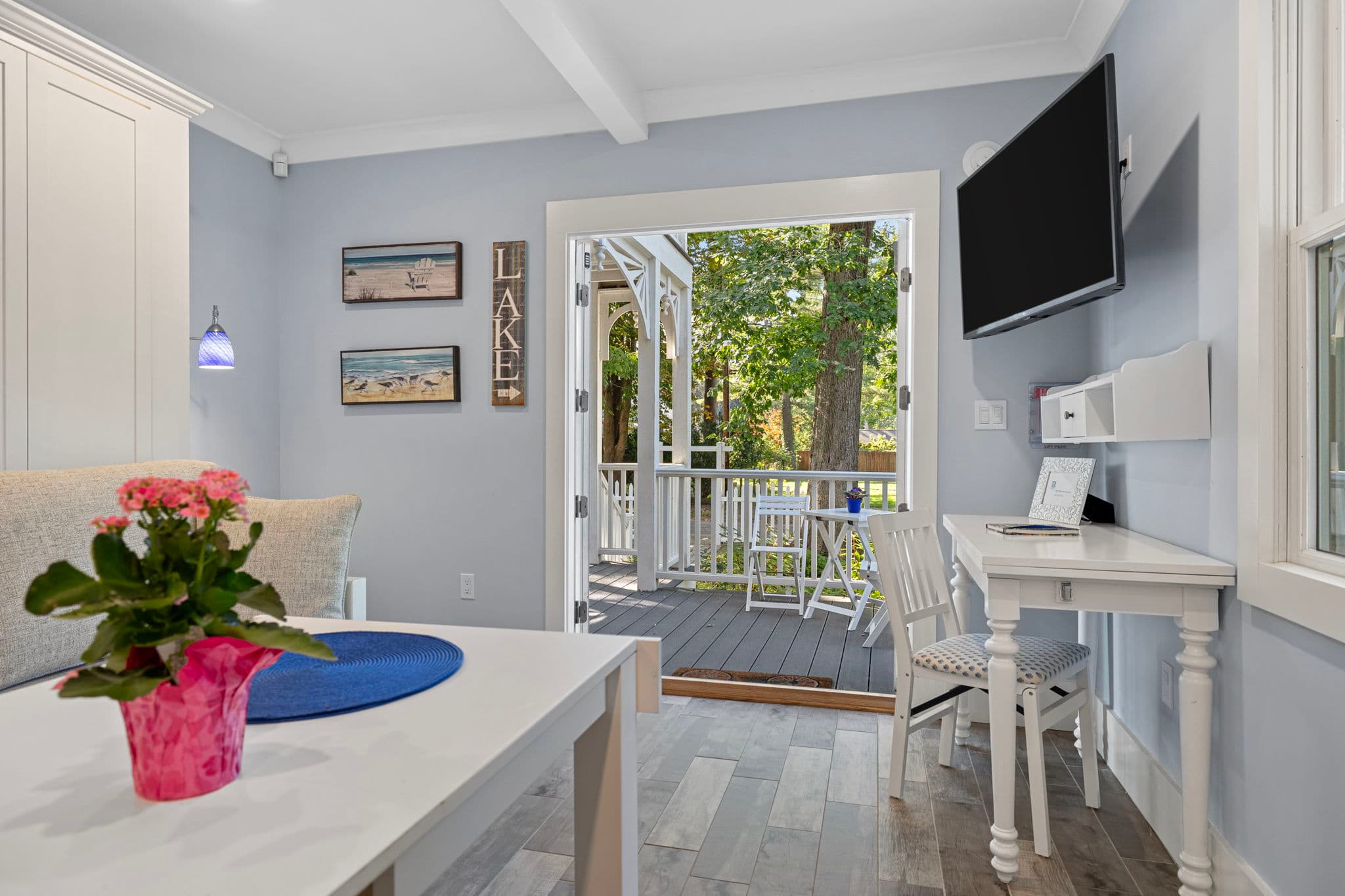 Desk under LG Smart TV